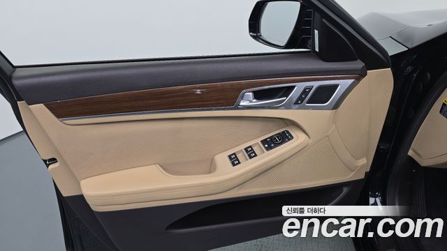 Genesis G80 2017 — photo 14