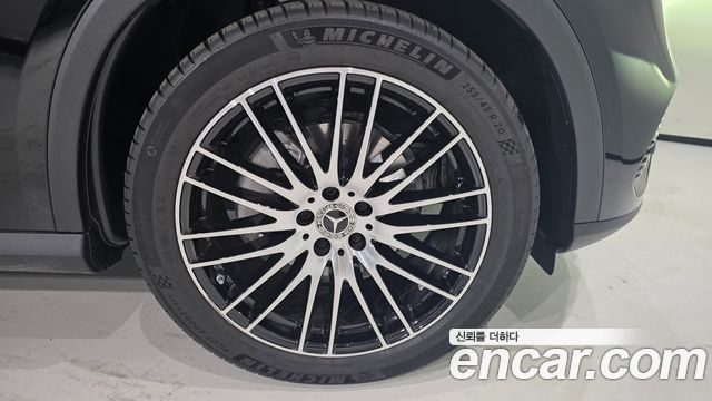 Mercedes-Benz GLC-Class 2026 — photo 5
