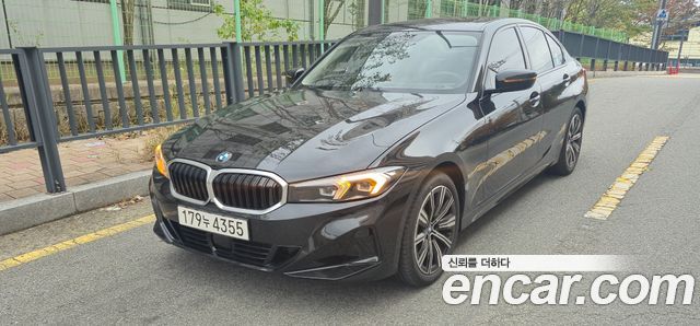 BMW 3-Series 2026 — photo 1