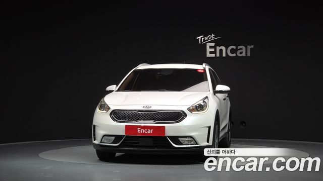 Kia Niro 2018 — photo 3
