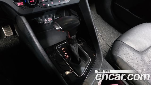 Kia Niro 2018 — photo 12