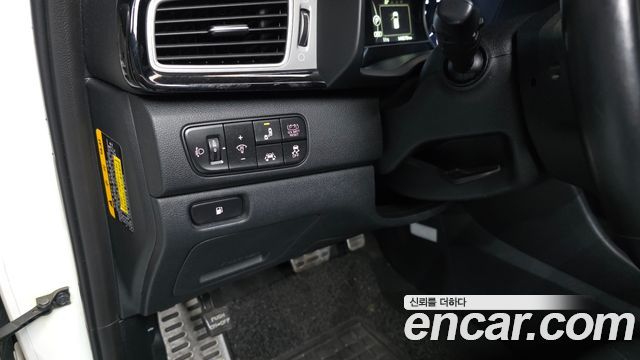 Kia Niro 2018 — photo 27