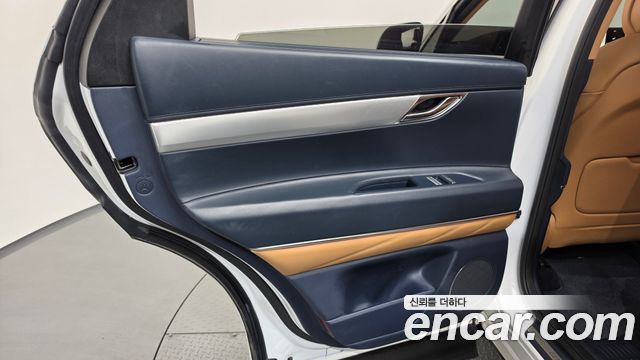 Genesis GV80 2022 — photo 15