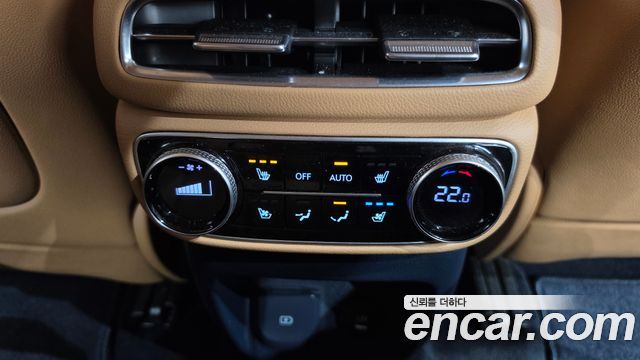 Genesis GV80 2022 — photo 32