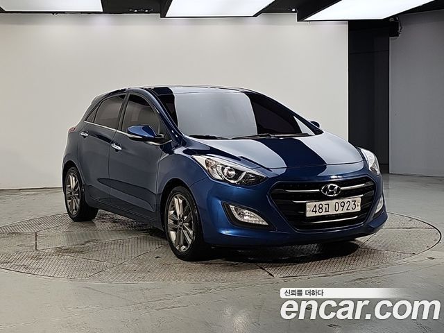 Hyundai i30 2016 — photo 2