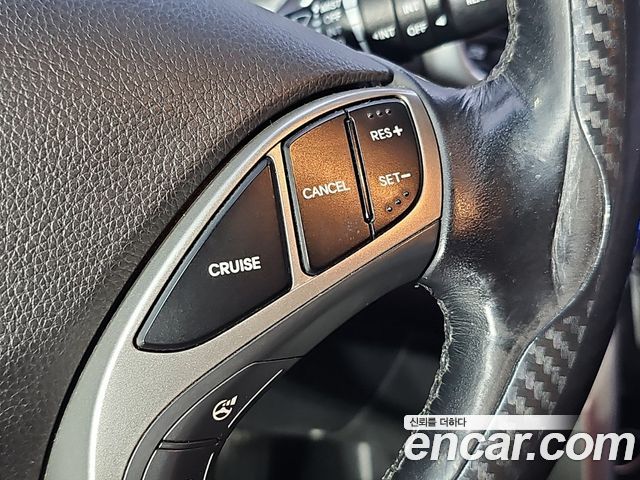 Hyundai i30 2016 — photo 16
