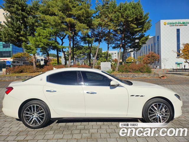 Maserati Ghibli 2018 — photo 5