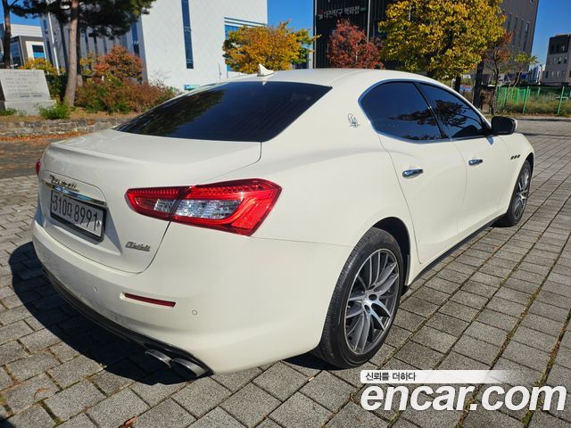 Maserati Ghibli 2018 — photo 6