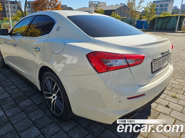 Maserati Ghibli 2018 — photo 8