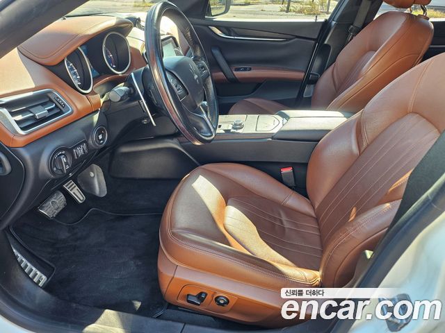 Maserati Ghibli 2018 — photo 11