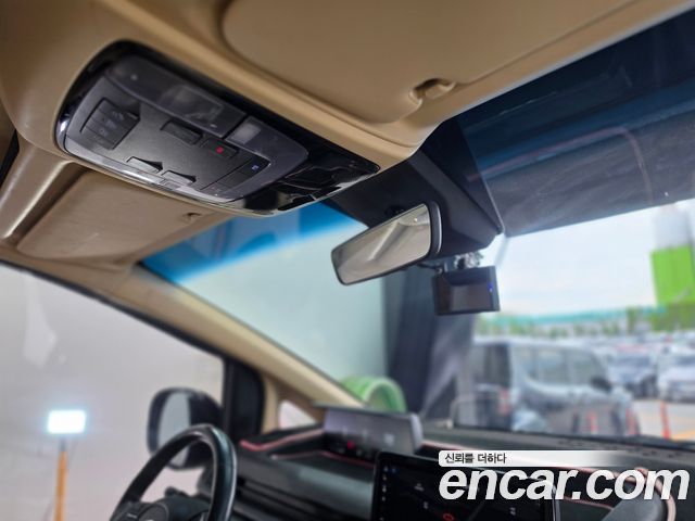 Hyundai Staria 2022 — photo 15