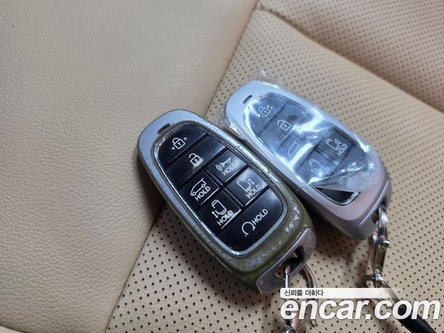 Hyundai Staria 2022 — photo 20