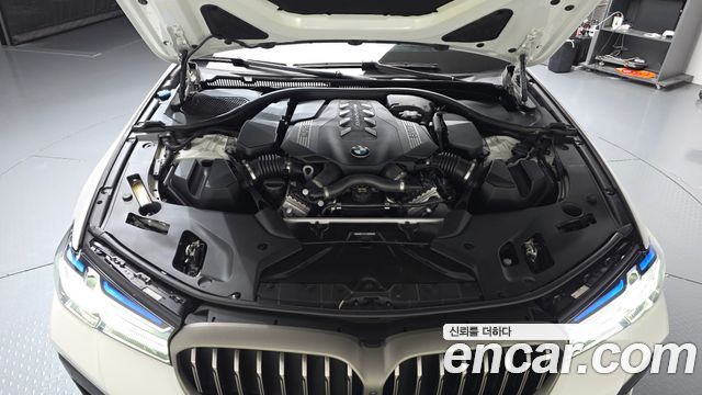 BMW 5-Series 2021 — photo 6