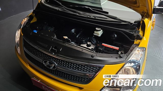 Hyundai Starex 2012 — photo 6