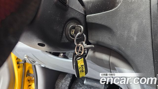 Hyundai Starex 2012 — photo 18