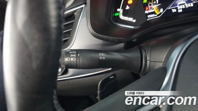 Renault Korea XM3 2022 — photo 28