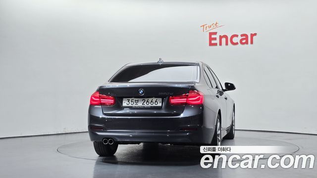 BMW 3-Series 2018 — photo 4