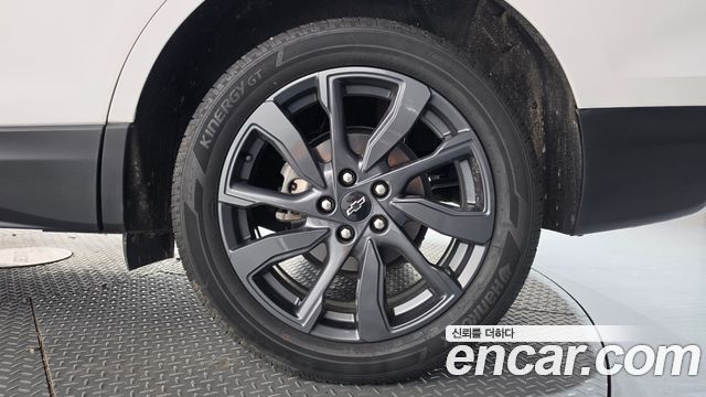 Chevrolet Korea Equinox 2022 — photo 5