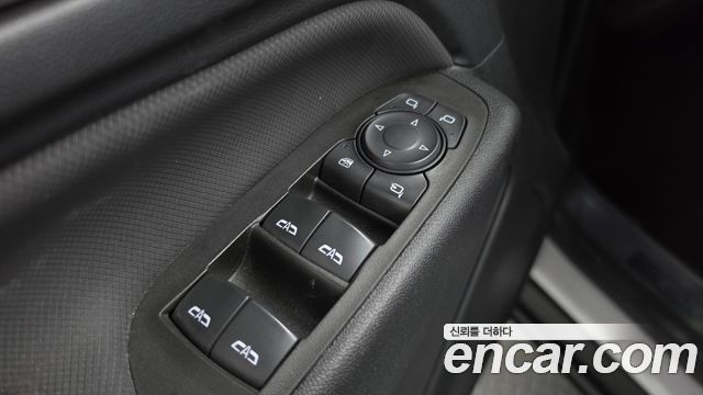 Chevrolet Korea Equinox 2022 — photo 29