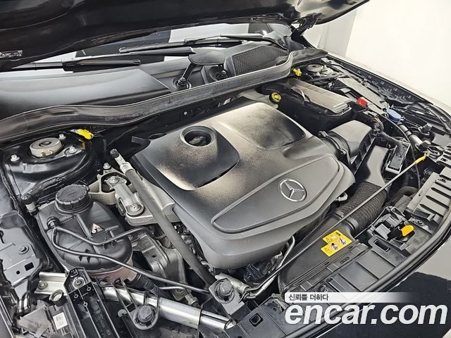 Mercedes-Benz GLA-Class 2019 — photo 6