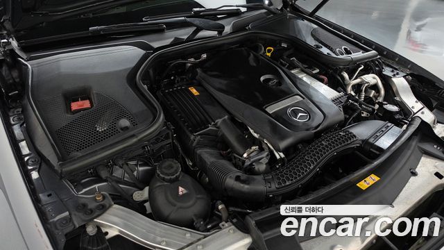 Mercedes-Benz E-Class 2017 — photo 6