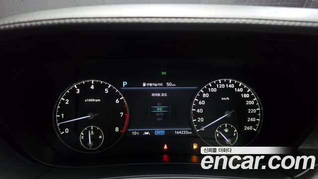 Genesis G90 2019 — photo 11