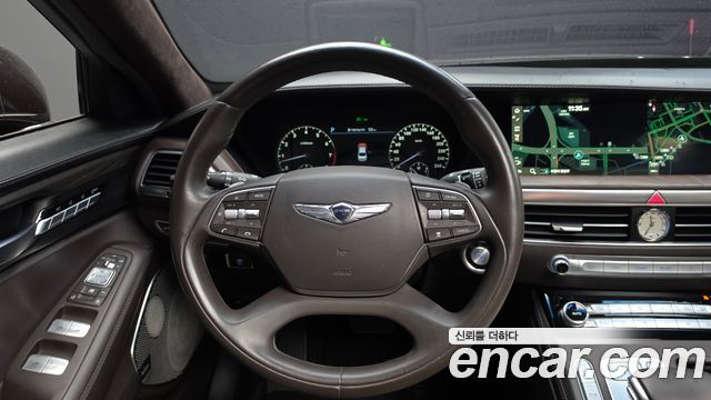 Genesis G90 2019 — photo 18