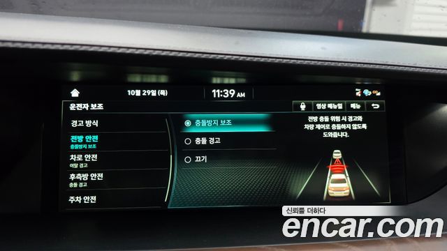 Genesis G90 2019 — photo 22