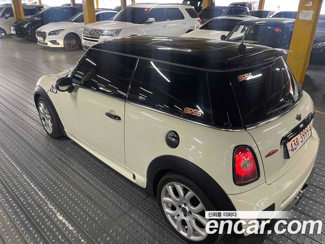 Mini Cooper 2007 — photo 19