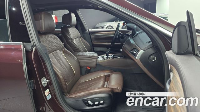 BMW Gran Turismo 2020 — photo 13