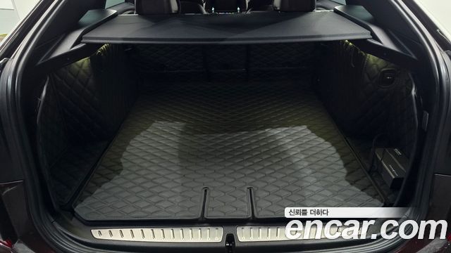 BMW Gran Turismo 2020 — photo 26