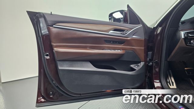 BMW Gran Turismo 2020 — photo 14