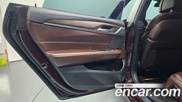 BMW Gran Turismo 2020 — photo 15