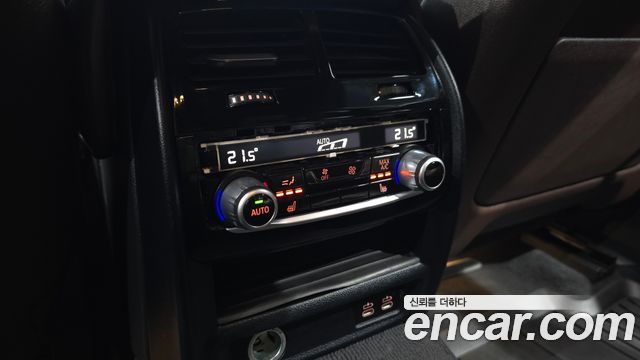 BMW Gran Turismo 2020 — photo 30