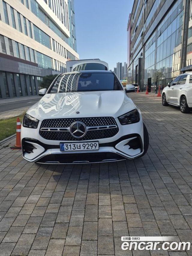 Mercedes-Benz GLE-Class 2025 — photo 1