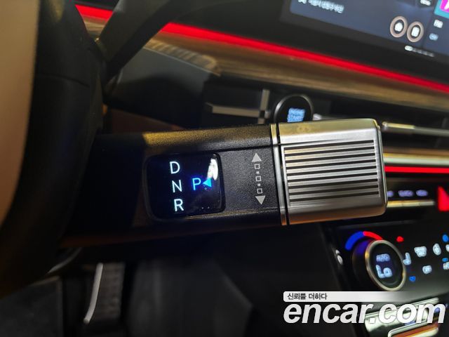 Hyundai Santafe 2024 — photo 9