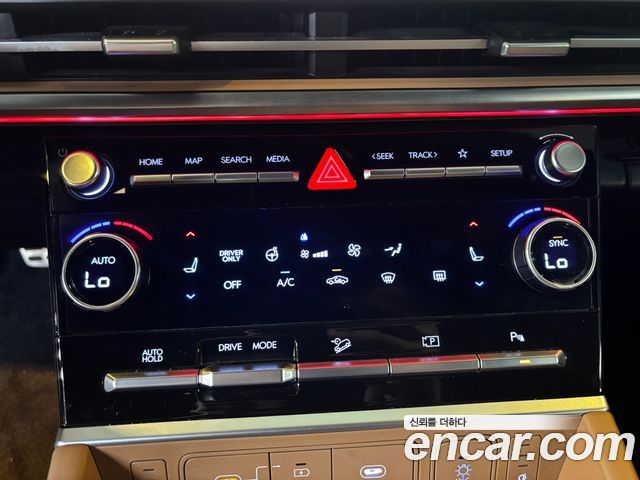 Hyundai Santafe 2024 — photo 13