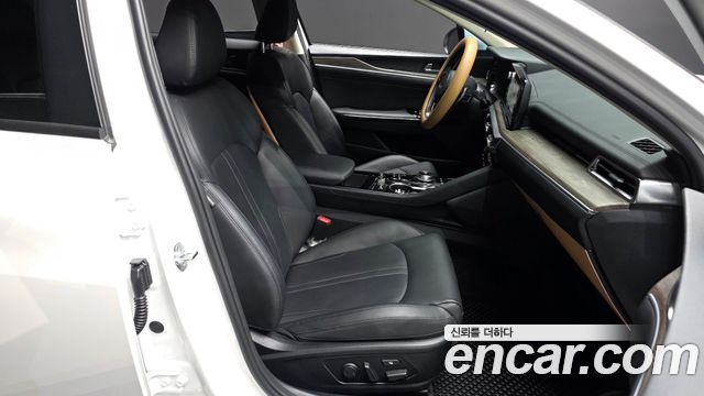 Kia K5 2022 — photo 17