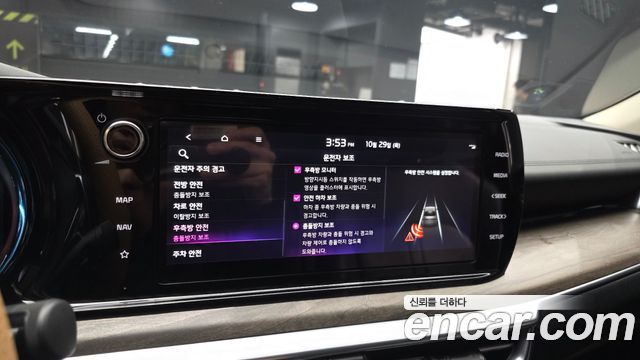 Kia K5 2022 — photo 23