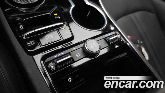 Kia K5 2022 — photo 32