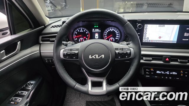 Kia K5 2023 — photo 19