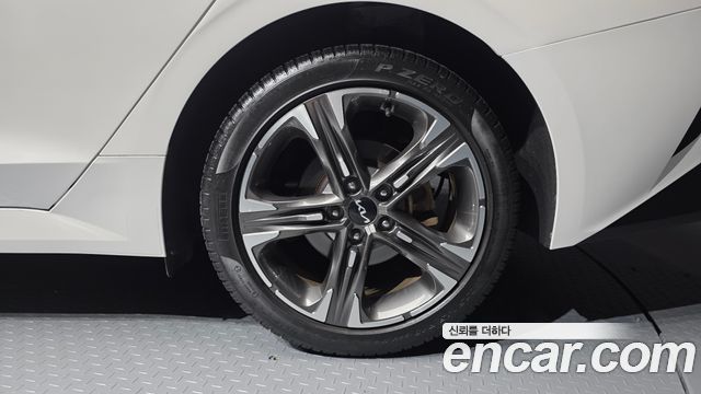 Kia K5 2023 — photo 7