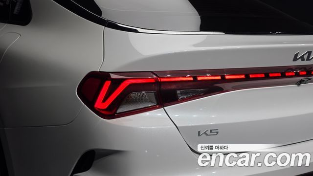 Kia K5 2023 — photo 9