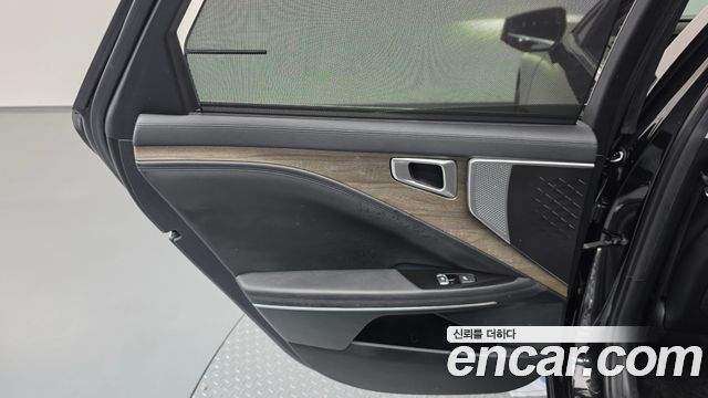Kia K8 2023 — photo 15