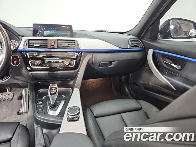 BMW 3-Series 2016 — photo 10