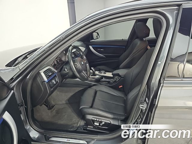 BMW 3-Series 2016 — photo 11