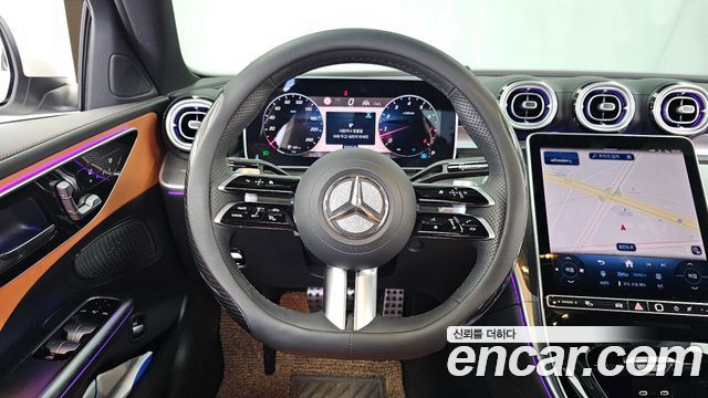 Mercedes-Benz C-Class 2025 — photo 13