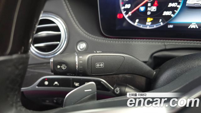 Mercedes-Benz S-Class 2020 — photo 26