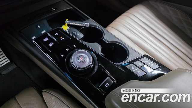 Kia K8 2022 — photo 12