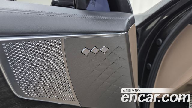 Kia K8 2022 — photo 27